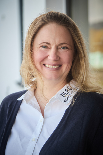 Stellvertretung: Manuela Kauke